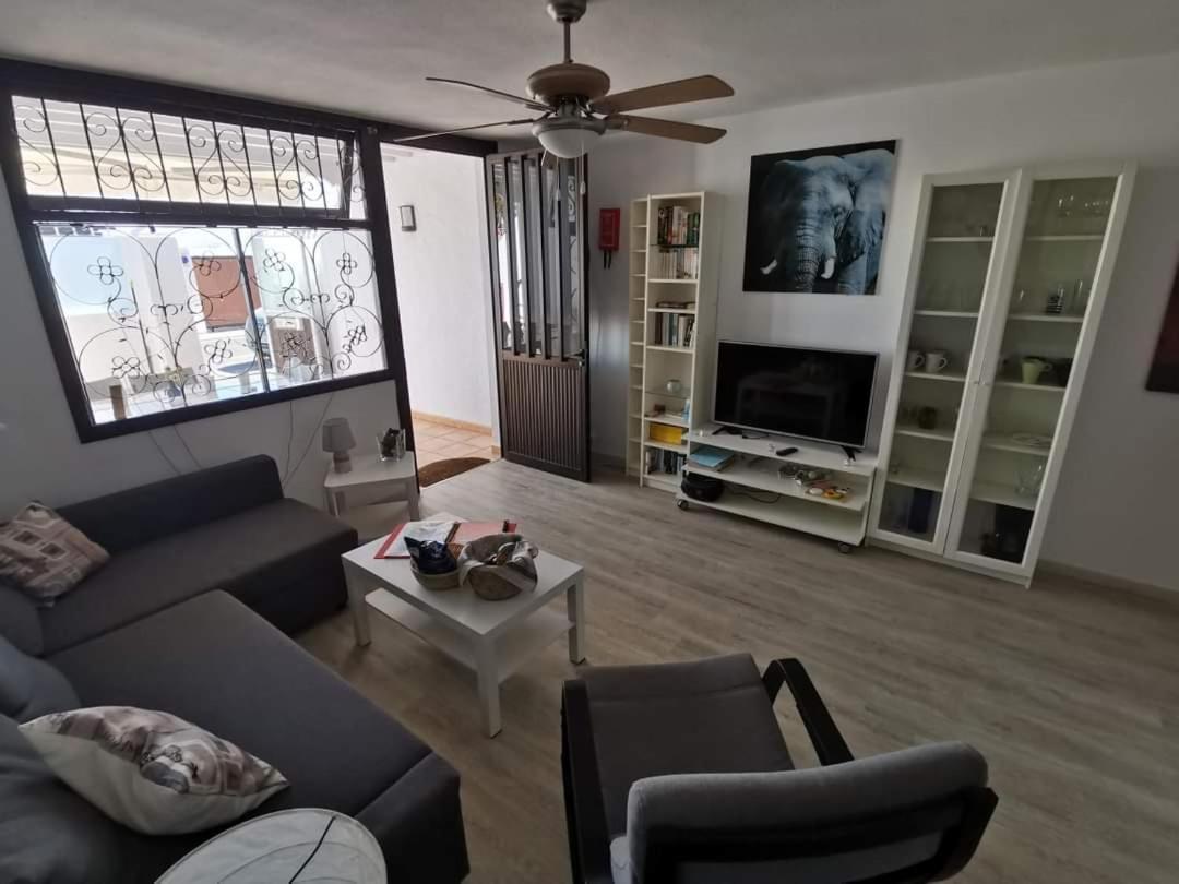 Bungalow Primavera ปูแอร์โตเดลคาร์เมน ภายนอก รูปภาพ